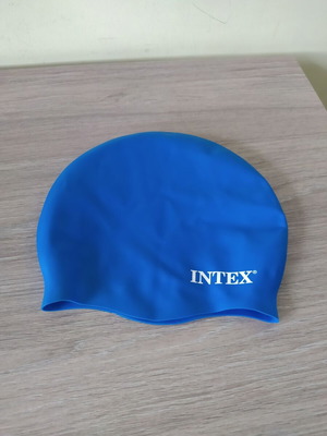 Swimming cap like new for children 8-9 years old