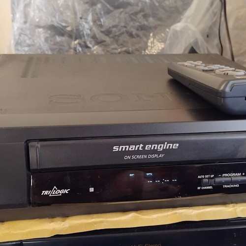 Sony SLV-E130 VHS Video Cassette Recorder (VCR)