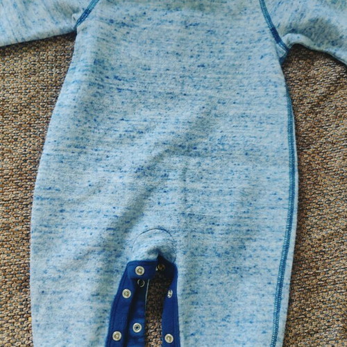 Gap romper 3-6 months like new