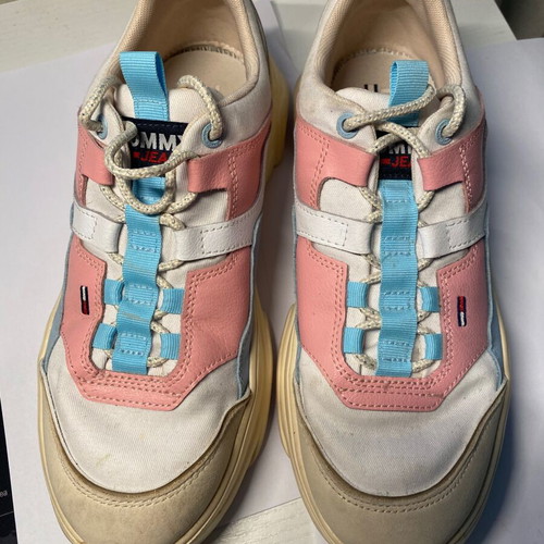 Tommy Hilfiger sneakers used, size 40, white multicolor