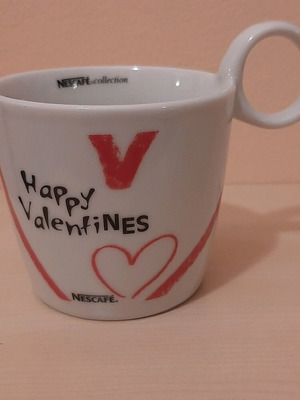 Nescafe ValentiNES Ring Collection mug new, porcelain