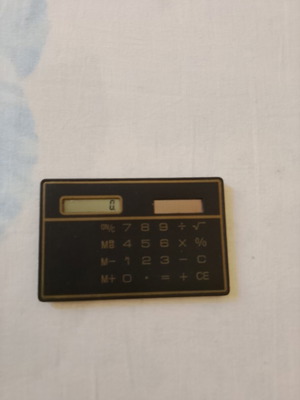 Calculator without battery, thin and small