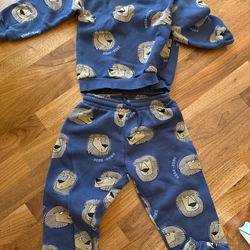 H&M tracksuit for boy 5-6 years like new, blue