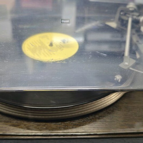 Dual CS130S turntable used with manual operation