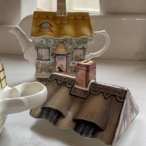 James Sadler set of 2 individual teapots new