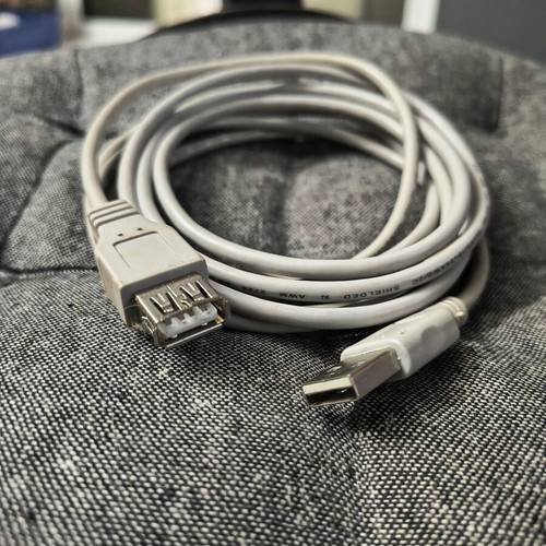 USB cable 5 meters male to female used