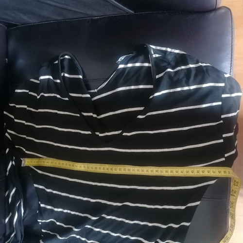 Elastic blouse dress black and gold batik used