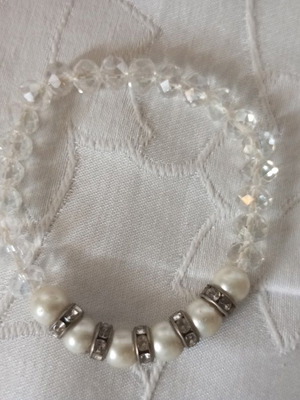 Bracelet with pearls, crystals and rhinestones new, handmade from scratch