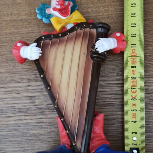 Musical clown in excellent condition