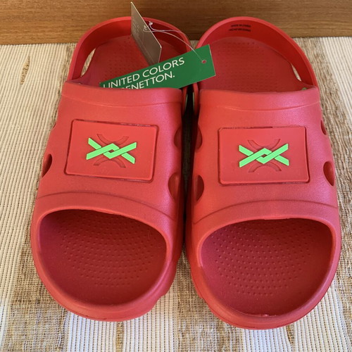Benetton flip flops new, size 38, red