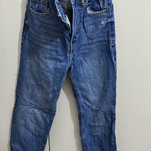 Bershka mom fit jeans like new, size XXS