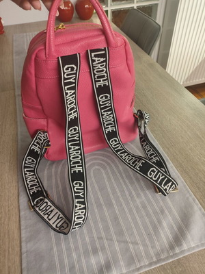 Guy Laroche backpack fuchsia like new