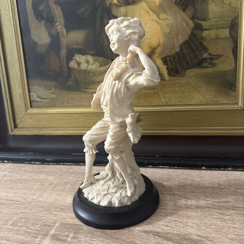 Figurine used, beautiful