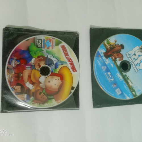 Children's DVDs used, set of 26