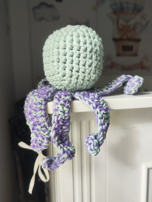 Knitted octopus handmade new