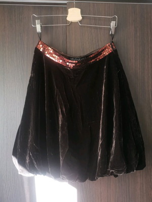 Γυναικεία φούστα βελούδινη καφέ καινούργια, μέγεθος L