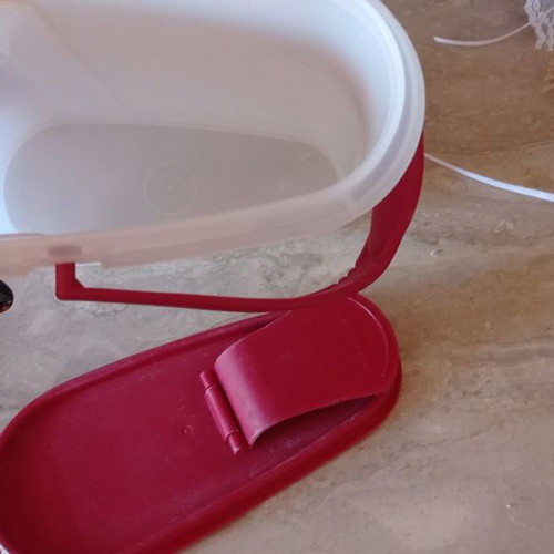 Tupperware classic jug used with red lid
