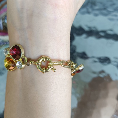 Bracelet with semi-precious stones, like new, adjustable closure