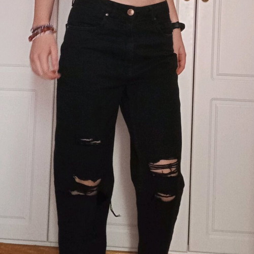 Black ripped Pink Woman jeans like new, size S