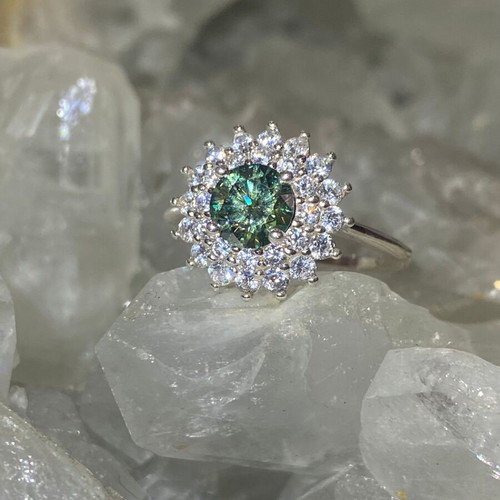 Silver ring with moissanite, new, size 17mm