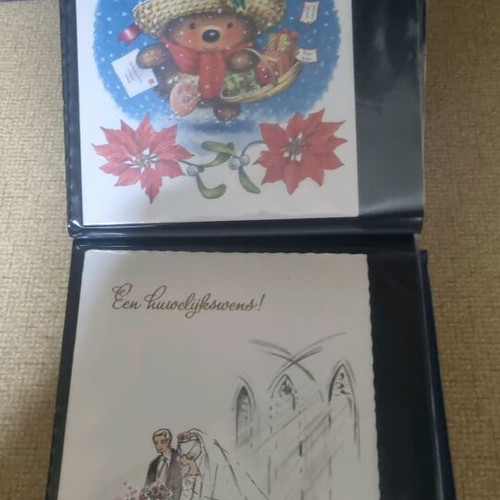 Children's cards like new, collection of 80 with leather-bound album