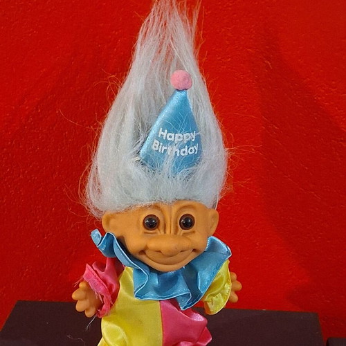 Vintage Troll Happy Birthday Clown figure by Russ Bernie like new