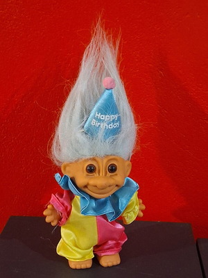 Vintage Troll Happy Birthday Clown figure by Russ Bernie like new