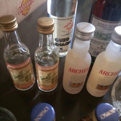 Set of 19 very old mini drinks new, sealed with two new mini glasses