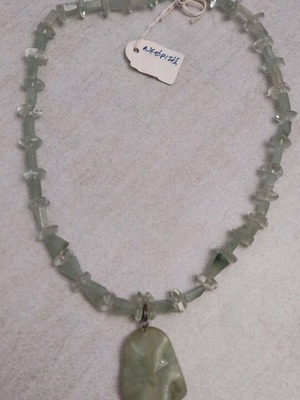 Nephrite Semi-Precious Stone Necklace New