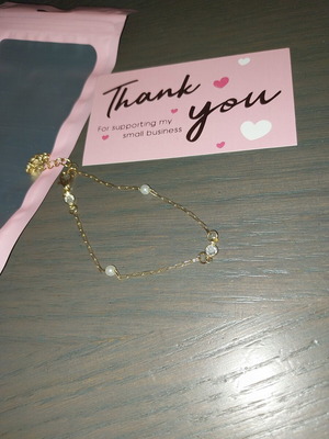Bracelet new, gold color with pearls and crystals