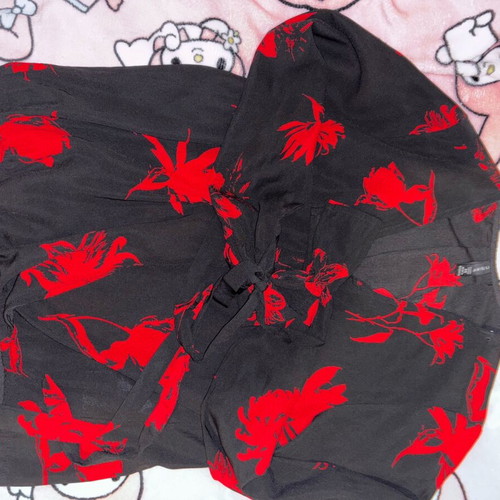 Amisu red-black blouse like new, size M