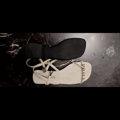 Azeleia white sandals size 37 used