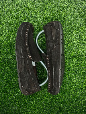 UGG Slip On Moccasin Loafer men's shoes like new, brown, size 43