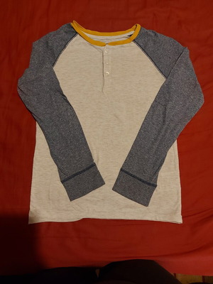 H&M children's shirt like new, gray, sizes 134-140 cm