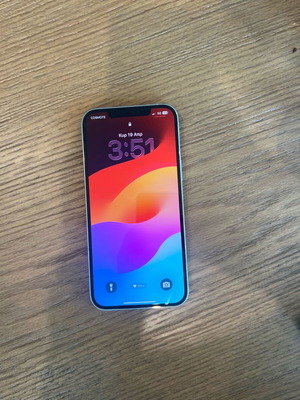 iPhone 12 Pro Max 256GB used, white, with broken camera
