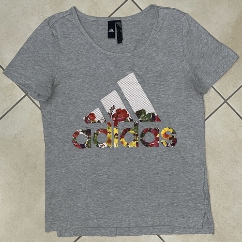 Adidas Women T-Shirt grey floral logo print size M like new