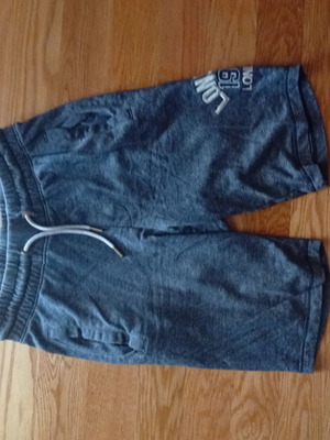 Lonsdale shorts like new, size M, black and grey