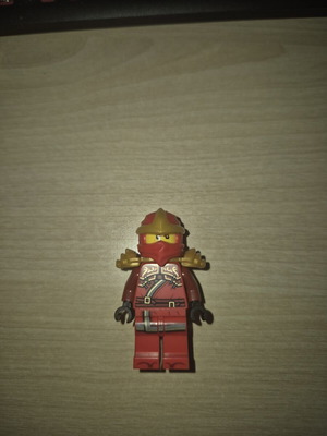 Lego Ninjago 4 оригинални нинджи употребявани с коса на земята