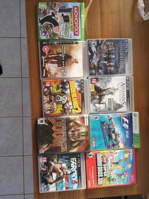 Various used video games