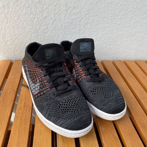 Nike Tennis Classic Ultra Flyknit women's used, size 36.5, black