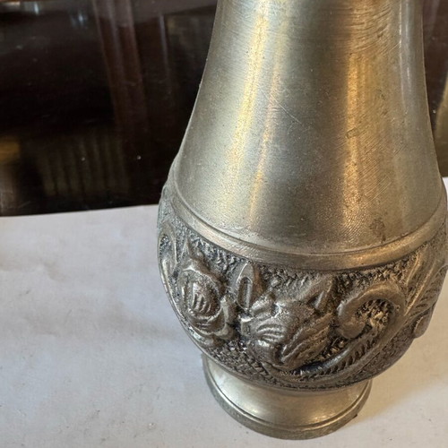 Brass vase used, 25 centimeters tall