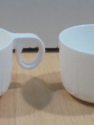 TWA Trans World Airlines set of 2 old plastic promotional mugs used
