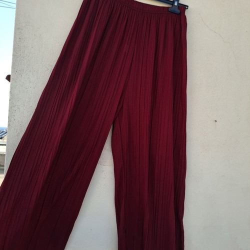 Women's Airy Pants used, one size, red
