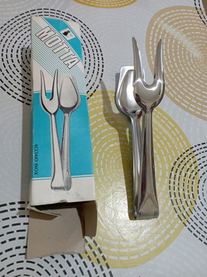 Motta inox serving tongs new No162/21cm