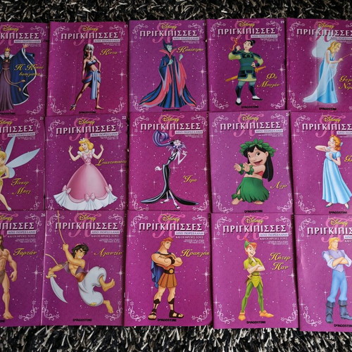 Deagostini Disney porcelain princesses used, 14 dolls & 31 magazines
