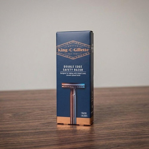 King C. Gillette DE Safety Razor with Five Blades Like New