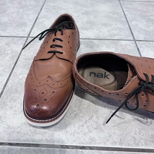Nak men's leather shoes like new