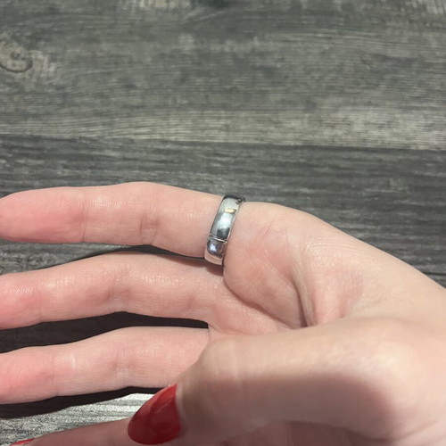 Silver ring brand new in excellent condition