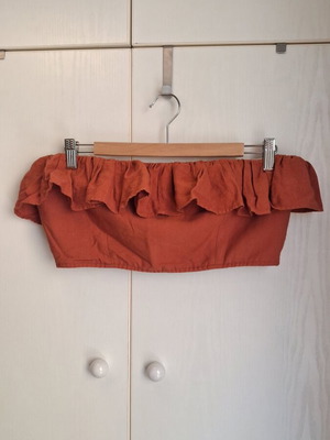 Mind Matter Strapless Crop Top with Ruffles Brick Red like new, size Medium