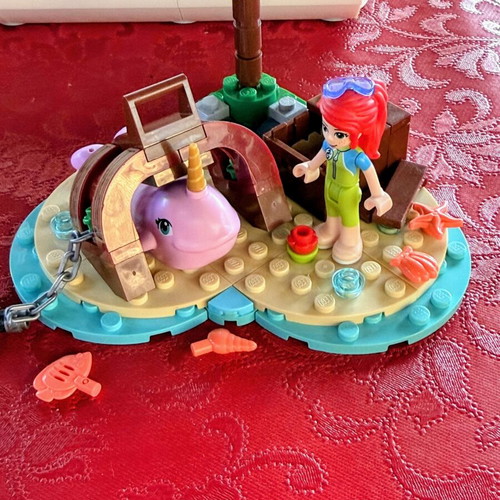 LEGO Friends Rescue Mission Boat used, 908 pieces, 4 minifigures